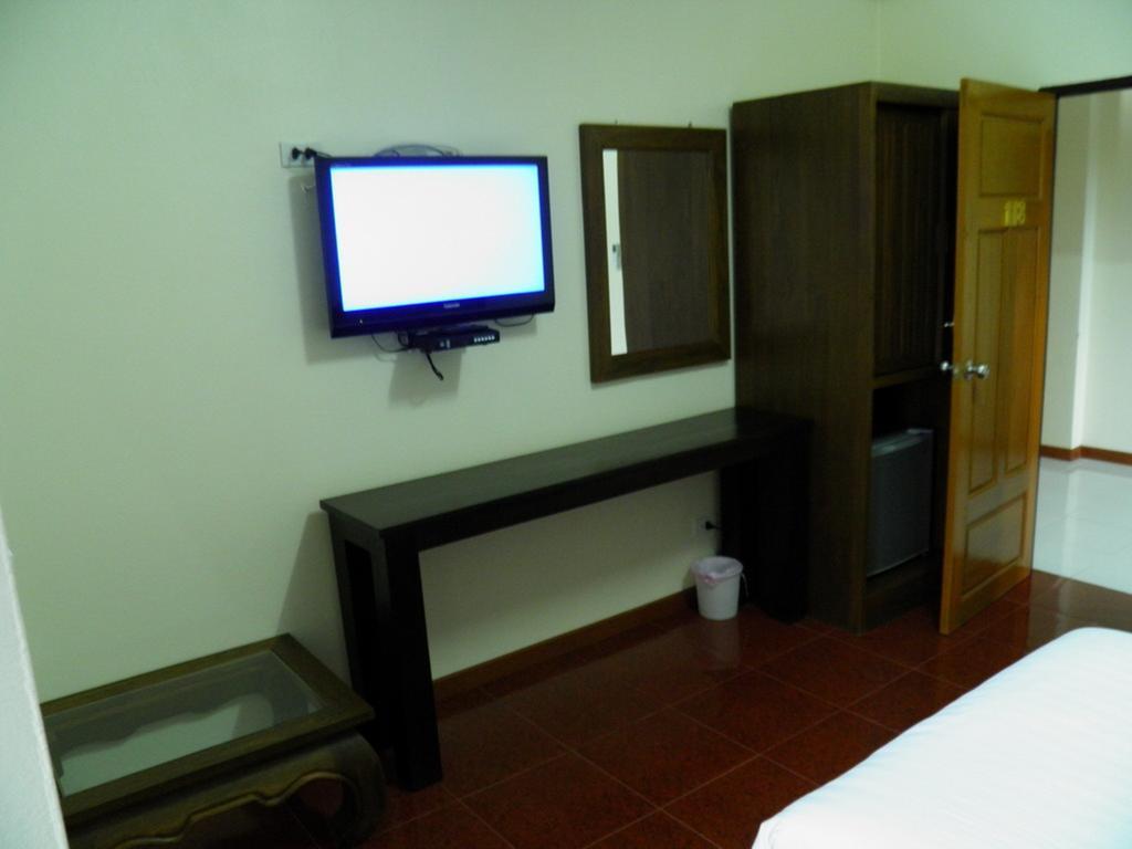 Ruen Narisra Resort Sukhothai Rum bild